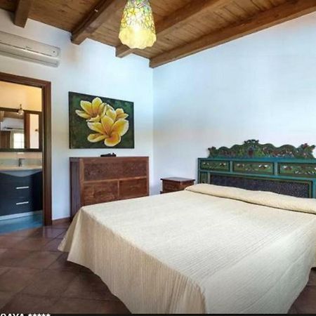 Rumah Saya Campofelice Di Roccella Dış mekan fotoğraf